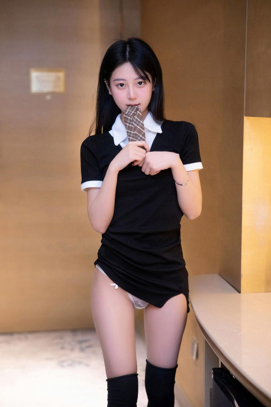《展现女律师风采：她们如何在法律领域崭露头角》